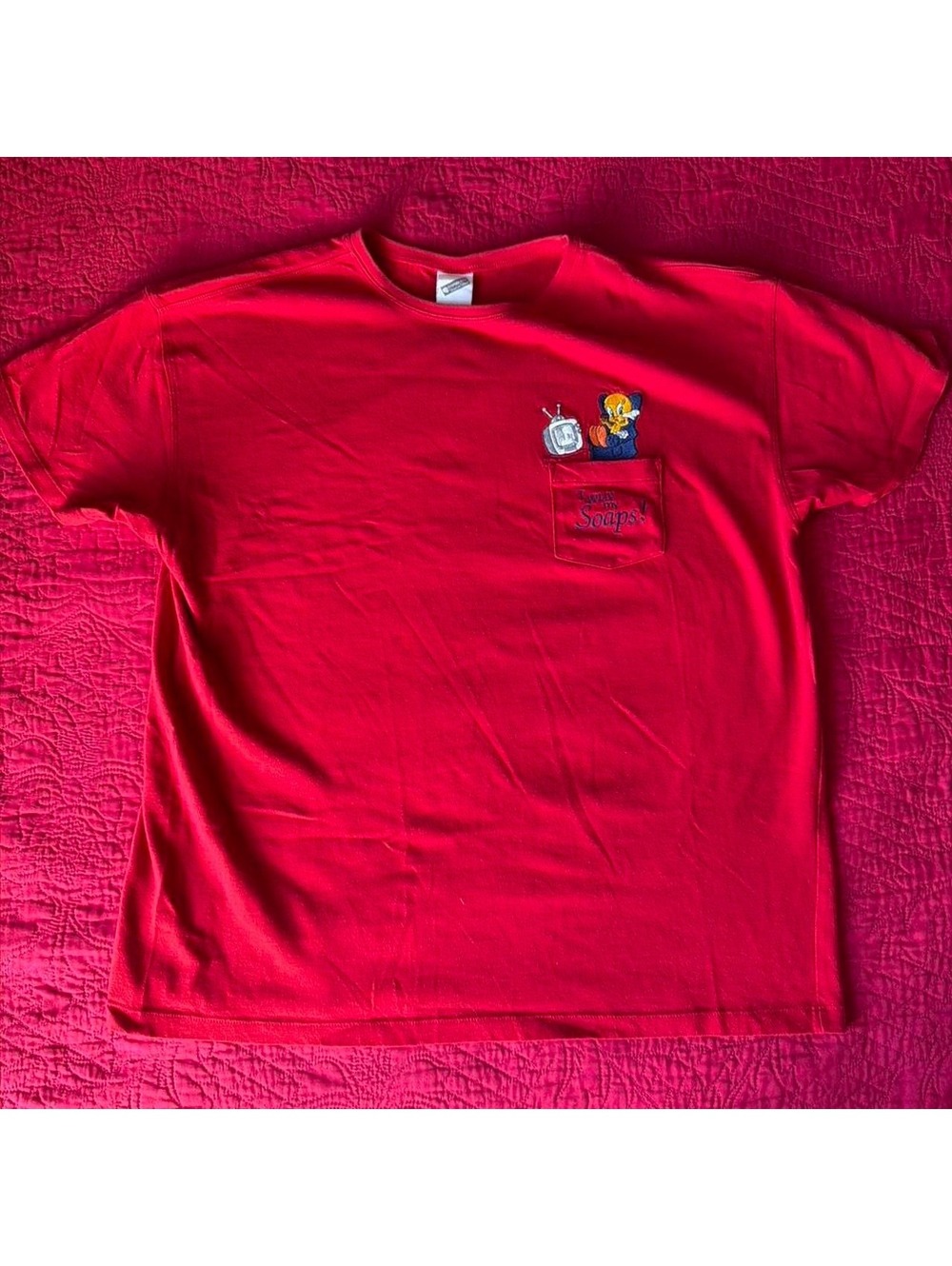 Warner Bros Tweety Bird red pocket T shirt XL